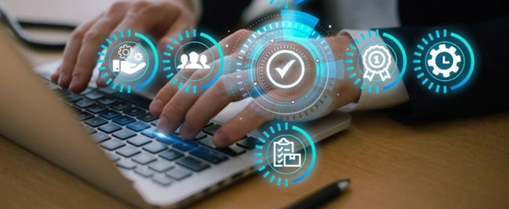 Support engineer monitoring application uptime