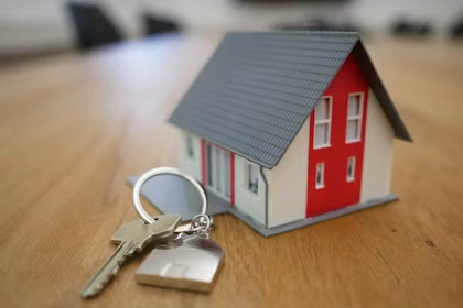 Real estate property listing platform